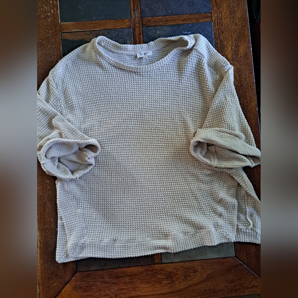 Umgee cream waffle knit sweater with 3/4 Sleeves - Size Small